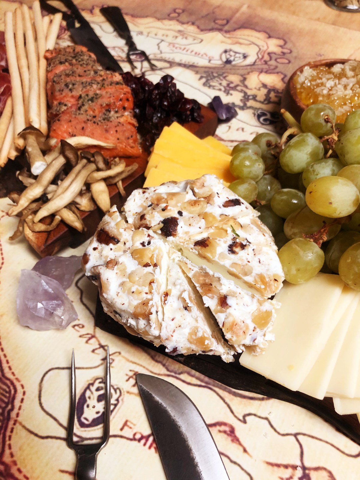 Goatsmilk Cheese with&nbsp;Hazelnuts